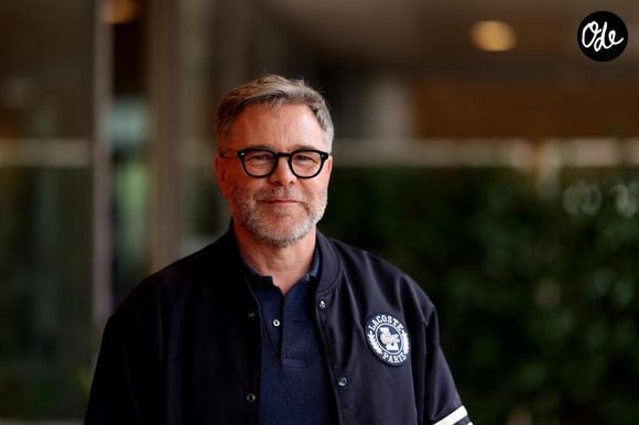 Guillaume de Tonquédec - Les célébrités au village lors des Internationaux de France de Tennis de Roland Garros le 1er juin 2025. © Dominique Jacovides / Bestimage