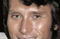 Johnny Hallyday chante "Gabrielle", une chanson que son petit-fils Léo, dont la mère est Laura Smet, adore