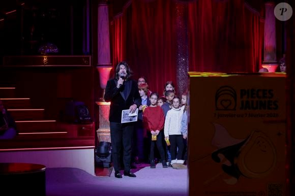 Stéphane Rolland, lors de la représentation pour Les Pièces Jaunes du Cirque Bouglione au Cirque d'Hiver organisée par le couturier Stéphane Rolland, Paris, France, le 10 janvier 2026. © Jack Tribeca / Bestimage