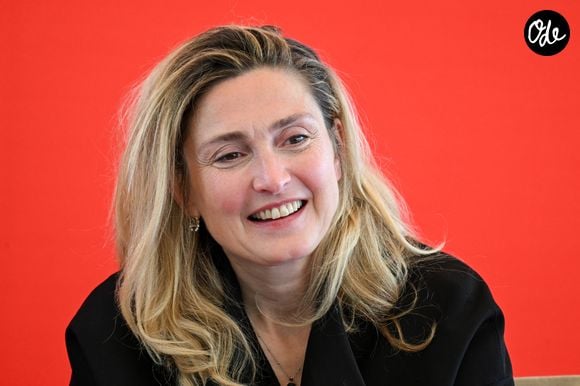 Les visiteurs pourront notamment découvrir le parc, les jardins, la cour intérieure et la galerie à l’italienne.

Julie Gayet rencontre, dédicace de son livre "Ensemble on est plus fortes" et dans le cadre du partenariat avec le festival Soeurs Jumelles, à la Fnac Cannes, France, le 19 mai 2026. © Lionel Urman/Bestimage