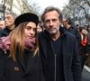 Son père la soutient à 100%.
Stéphane Freiss et sa fille Camille lors de la Marche blanche en hommage à Mireille Knoll, une octogénaire assassinée, et contre l'antisémitisme à Paris le 28 mars 2018.
© Lionel Urman/Bestimage