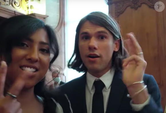 L’artiste est marié depuis 2021 à Ahélya, sa discrète compagne.

Orelsan et sa femme Ahélya pendant leur mariage