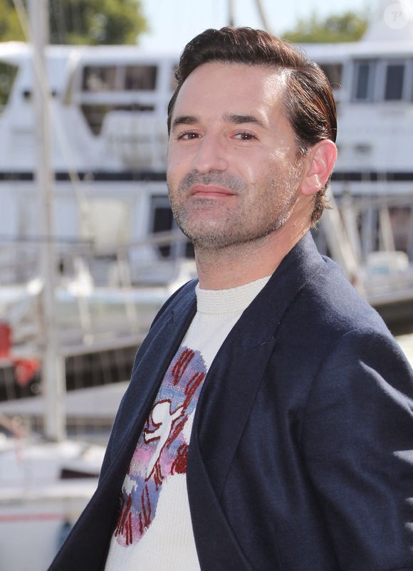 Nicolas Maury - Photocall du film en compétition "Ca c'est Paris" lors de la 26ème Edition du Festival de la Fiction de La Rochelle. Le 13 septembre 2024
© Patrick Bernard / Bestimage