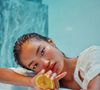 Les smoothies et jus de fruits peuvent contenir beaucoup de sucres naturels. Ils rassasient souvent moins qu'un fruit consommé entier.

Joshua Rawson-Harris sur Unsplash