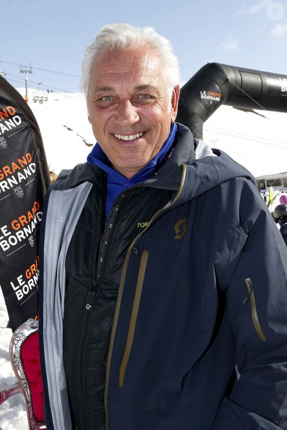 Stéphane Thébaut est le parrain de la 13ème édition de Glisse en Coeur, événement caritatif au profit de l'association "MEEO" l'Association annécienne, Mon École Extra Ordinaire a mis en oeuvre un modèle innovant, en faveur des enfants présentant des troubles du neuro- développement, Le Grand-Bornand, Haute-Savoie, France, le 19 mars 2022. © Pascal Fayolle/Bestimage