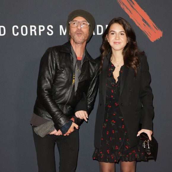 Calogero Maurici et sa fille Romy Maurici lors de l'avant-première du film "Monsieur Aznavour" au cinéma Le Grand Rex à Paris le 22 octobre 2024. © Coadic Guirec / Bestimage