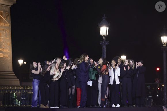 Exclusif - Laury Thilleman et Amel Bent lors de l'enregistrement de "La Grande Soirée du 31 de Paris", diffusée le 31 décembre sur France 2, sur la place de la Concorde à Paris, france, le 24 novembre 2025
Guebey-Tribeca/Bestimage