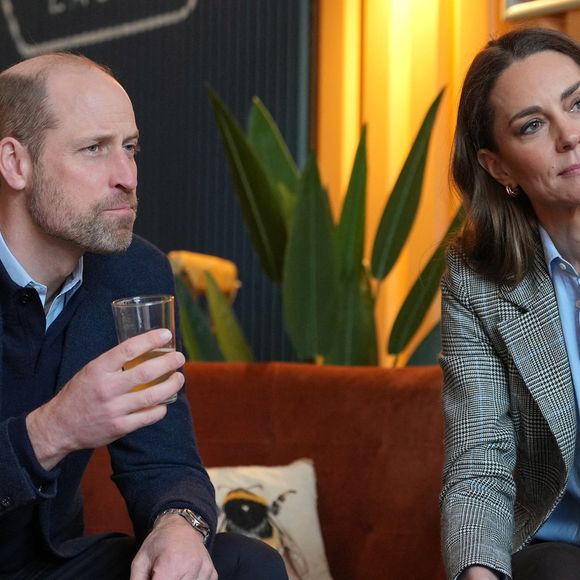 Le prince William, prince de Galles, et Catherine (Kate) Middleton, princesse de Galles, visitent la brasserie Southwark Brewing Company à Londres.
Kin Cheung/WPA-Pool/Julien Burton via Bestimage