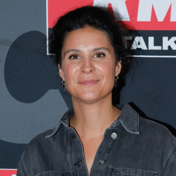 Une tenue qui lui va à ravir !

Exclusif - Apolline de Malherbe - Conférence de presse de rentrée de RMC / RMC Sport saison 2021/2022 à l'Altice Campus à Paris, France, le 30 août 2021. © Christophe Clovis / Bestimage