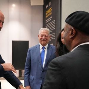 Le prince William, prince de Galles, rencontre des membres du forum d'affaires historique réunissant des dirigeants d'entreprises mondiales pour l'organisation United for Wildlife de la Royal Foundation à Frameless, dans le centre de Londres, marquant ainsi le début de la Semaine d'action pour le climat. Le 22 juin 2026 © Kirsty Wigglesworth / PA Photos / Bestimage