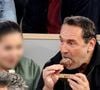 Il confie que sa fille Ava, 16 ans, l’a aidé à mesurer l’impact de ce film sur la jeune génération.

Gilles Lellouche et sa fille Ava dans les tribunes des Internationaux de France de tennis de Roland Garros 2024 à Paris, France, le 2 juin 2024. © Jacovides-Moreau/Bestimage