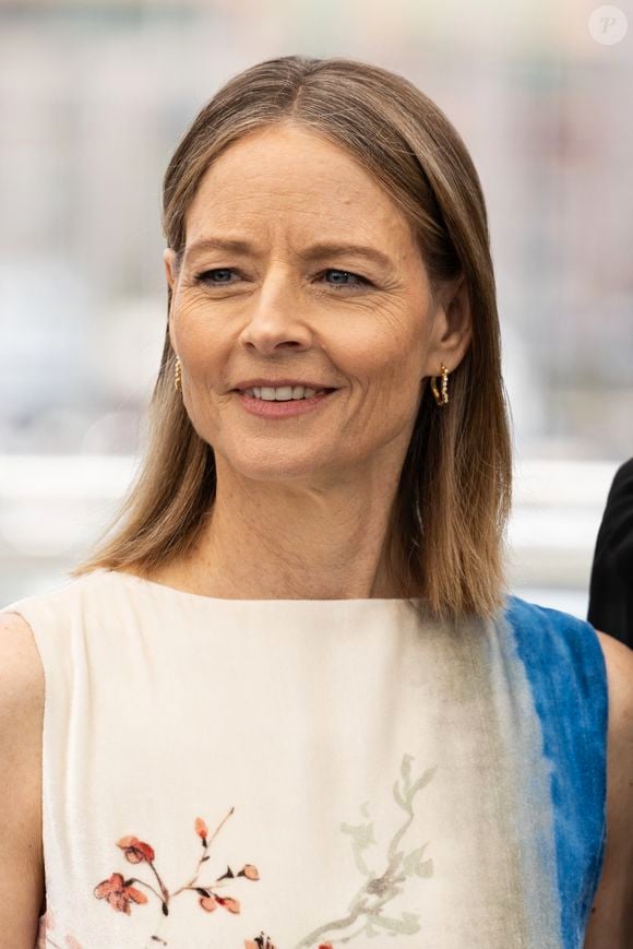 Jodie Foster au photocall du film "Vie Privée" lors du 78ème Festival International du Film de Cannes, au Palais des Festivals à Cannes, France, le 21 mai 2025. © Jacovides-Moreau/Bestimage