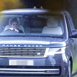 La princesse Beatrice d’York arrive à Windsor pour rendre visite à son père, le prince Andrew, qui a récemment renoncé à ses titres royaux, le 20 octobre 2025. 
GOFF  / BESTIMAGE