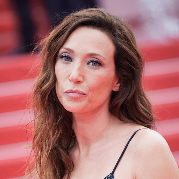 Laura Smet (Michael Kors et Chopard) - Montée des marches du film « Jeanne du Barry » pour la cérémonie d’ouverture du 76ème Festival International du Film de Cannes, au Palais des Festivals à Cannes. Le 16 mai 2023
© Jacovides-Moreau / Bestimage