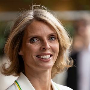 une internaute lui a répondu : "Ça crée parfois quelques drames. C’est un combat que j’ai décidé de mener."

Sylvie Tellier au village lors des Internationaux de France de Tennis de Roland Garros 2025, à Paris, France, le 5 Juin 2025. © Jacovides-Moreau/Bestimage