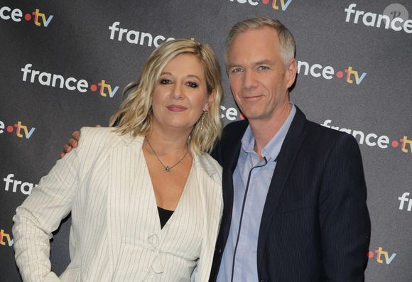 Flavie Flament, Julien Arnaud - Photocall à l'occasion des 40 ans de l'émission "Télématin" au siège de France Télévisions à Paris le 6 février 2025.  © Coadic Guirec/Bestimage