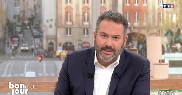 Pour assurer le direct, le journaliste devra toutefois porter un bras en écharpe, un dispositif médical indispensable à sa consolidation mais encombrant face aux caméras.