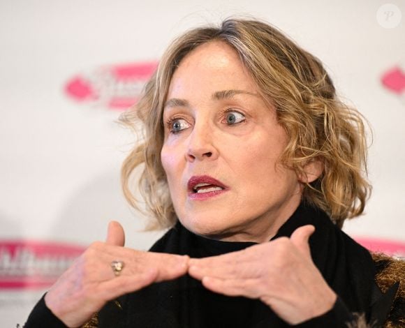 Une conférence de presse au " Schaumrollenk?nig " à St. Willibald, Autriche, le mardi 10 février 2026 avec Sharon Stone, invitée du bal de l'opéra.   Sharon Stone - St. Willibald, Autriche. Photo by Barbara Gindl/APA/ABACAPRESS.COM