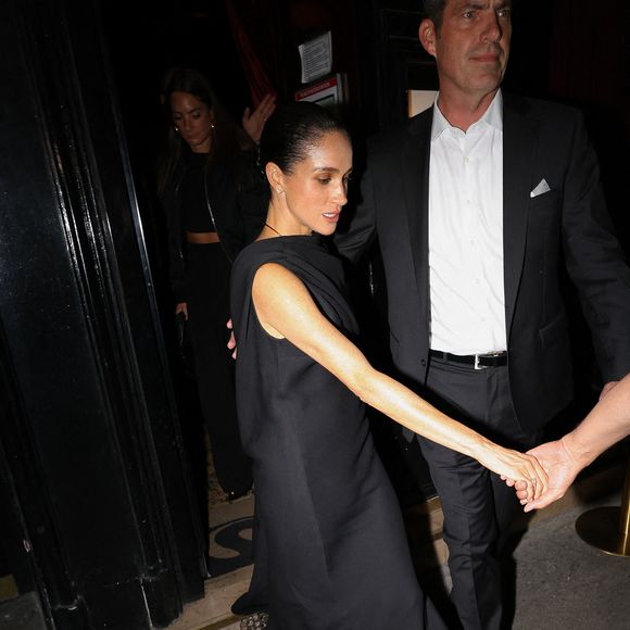Meghan Markle a été vue quittant Sugaar à Paris après une soirée stylée, le 4 octobre 2025. Photo by Aissaoui Nacer/Splash News/ABACAPRESS.COM