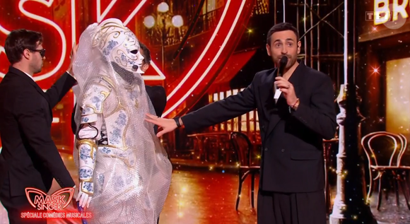 Car il a kabuké

Le Chevalier de Porcelaine dans "Mask Singer", capture d'écran TF1.