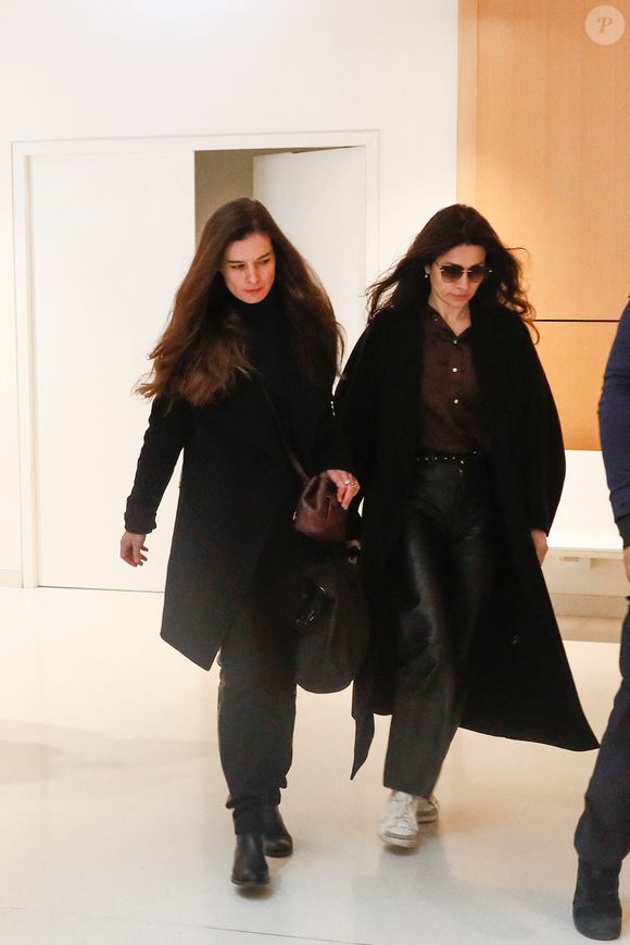 Magda Vavrusova - Arrivées au procès de Gérard Depardieu pour agressions sexuelles sur deux femmes lors d'un tournage de film en 2021, au tribunal correctionnel de Paris.
Le 27 mars 2025.

© Clovis / Guignebourg / Bestimage