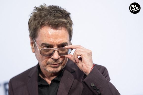 Ses deux enfants, Jean-Michel Jarre et Stéphanie, ont alors engagé une longue bataille judiciaire.

Jean-Michel Jarre, musicien, pose sur le tapis rouge au siège de Bertelsmann dans la capitale, à l'occasion de la soirée Bertelsmann 2026, le 10 septembre. 

Photo par Sebastian Christoph Gollnow/DPA/ABACAPRESS.COM