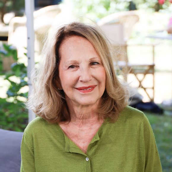 Nathalie Baye, figure emblématique du cinéma français, s’est éteinte à l’âge de 77 ans le 18 avril 2026, a annoncé sa famille à l’AFP, laissant le monde du cinéma en deuil. 

Rencontre avec Nathalie Baye lors de la 17ème édition du festival du film francophone de Angoulême.

© Coadic Guirec / Bestimage