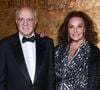"C'est vraiment le miracle de ma vie" a ajouté celui qui affirme avoir connu plusieurs hommes mais qu'une seule femme dans son existence.
Barry Diller et Diane von Furstenberg marchant sur le tapis rouge lors de l'événement de la Fondation Clooney pour la justice honorant les courageux défenseurs de la justice à The Albies, organisé par Amal et George Clooney et le président de la Fondation Ford, Darren Walker tenu à la New York Public Library le 28 septembre 2023 à New York City, NY, USA. Photo by Anthony Behar/SPUS/ABACAPRESS.COM