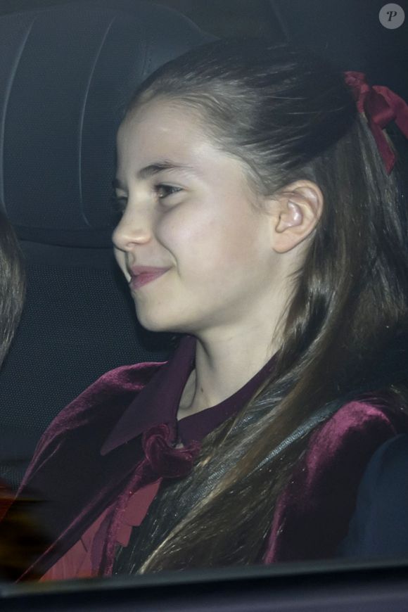 La princesse Charlotte de Galles - Arrivées et départs de la famille royale britannique au déjeuner de Noël au palais de Buckingham à Londres, Royaume Uni, le 16 décembre 2025. Cover Images via ZUMA Press/Bestimage