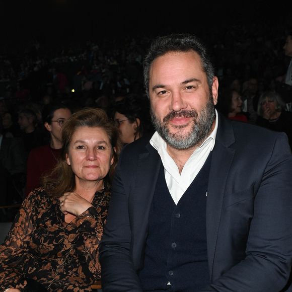 Bruce Toussaint est un journaliste connu et reconnu.

Exclusif - Bruce Toussaint et sa femme Catherine - People à la générale de l'opéra-rock "Starmania" à la Seine Musicale de Boulogne-Billancourt.   © Dominique Jacovides-Coadic Guirec/Bestimage