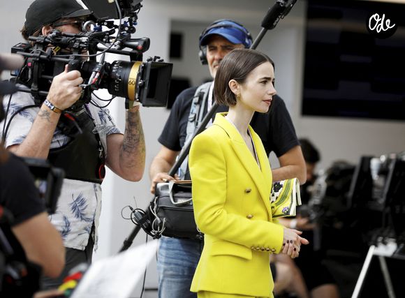 Lily Collins tourne l'ultime saison de la série "Emily in Paris" dans les paddocks du Grand Prix de Monaco le 4 juin 2026.

© Dylan Meiffret / Nice Matin / Bestimage