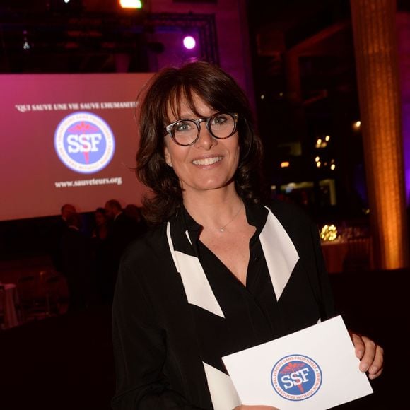 "On a été un couple TGV pendant longtemps", a-t-elle confié.
Exclusif - Carole Rousseau - 9ème édition du gala de l'association "Sauveteurs Sans Frontières" au palais d'Iena à Paris le 25 mars 2019. RACHID BELLAK / BESTIMAGE