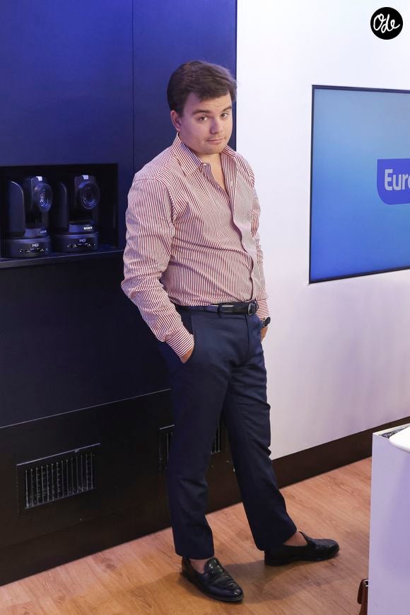 Exclusif - Gauthier Le Bret, sur le plateau de l’émission « On Marche Sur La Tête » présentée pa C.Hanouna dans les studios d’ Europe 1 à Paris, France, le 28 juin 2024. © Jack Tribeca/Bestimage
