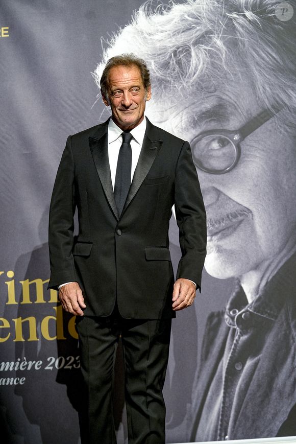 Vincent Lindon - Photocall de la cérémonie de remise du Prix Lumière à W.Wenders à l'occasion de la 15ème Edition du Festival Lumière de Lyon. Le 20 octobre 2023
© Sandrine Thesillat / Panoramic / Bestimage