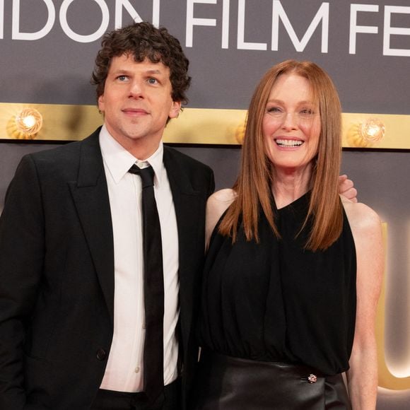 Jesse Eisenberg et Julianne Moore à la soirée de clôture du BFI London Film Festival, au Royal Festival Hall, le 18 octobre 2026 à Londres.

© Bestimage