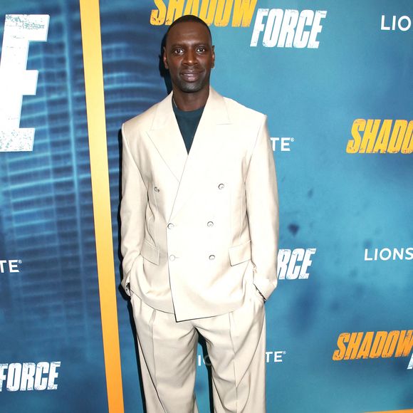 La SNCF déplore les "commentaires très éloignés de la réalité" mais malgré cette intervention, "Valeurs actuelles" a décidé de maintenir "l'intégralité de ses informations".

Omar Sy à l'avant-première new-yorkaise de « Shadow Force » au AMC Lincoln Square à New York, le 1er mai 2025 ©Steven Bergman/AFF/ABACAPRESS.COM
