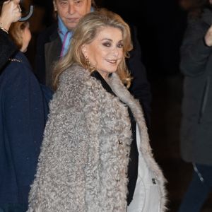 Catherine Deneuve est arrivée au défilé AMI Paris Menswear Fall/Winter 2026-2027 dans le cadre de la semaine de la mode à Paris le 21 janvier 2026 à Paris, France. Photo by Nasser Berzane/ABACAPRESS.COM
