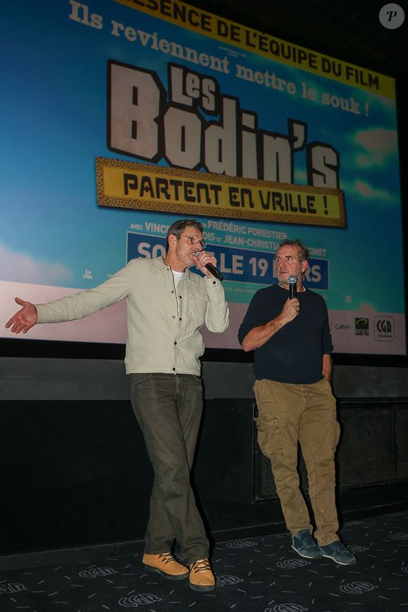 Ce mercredi 29 octobre, Vincent Dubois participe à l’émission La route de la fortune sur M6.


Exclusif - Les humoristes et comédiens Vincent Dubois et Jean-Christian Fraiscinet à l'avant-première du film "Les Bodin's partent en vrille", au cinéma CGR-Villenave-d'Ornon, Gironde, France, le 29 janvier 2025. © Jean-Marc Lhomer/Bestimage