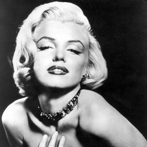 1er janvier 1952 - Los Angeles, CA, États-Unis - Le personnage le plus mythifié et le plus discuté de l'histoire d'Hollywood, MARILYN MONROE, reste la superstar ultime.   (Image : © Keystone Press Agency/ZUMA Press Wire)