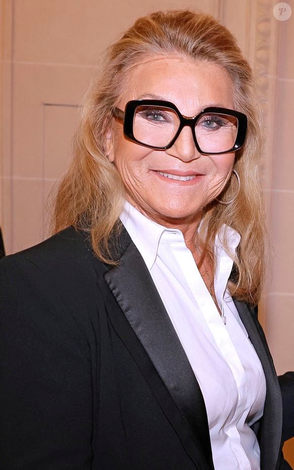 Sheila - Soirée de gala pour la Fondation de la Recherche en Physiologie, "Les Stéthos d'Or" au Four Seasons Hôtel George V à Paris le 24 mars 2025. © Cédric Perrin/Bestimage