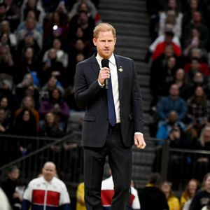 Le prince Harry et Meghan Markle assistent à la cérémonie d'ouverture des "Invictus Games Vancouver Whistler 2025" au Canada le 8 février 2025.
©Backgrid UK/ Bestimage