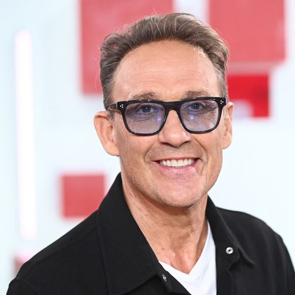 Invité du podcast "Jamais dit !", présenté par Isabelle Farrugia, il a accepté de revenir sur un épisode qui l'avait marqué lorsqu'il travaillait encore sur TF1.

Exclusif - Julien Courbet - Enregistrement de l'émission Vivement Dimanche au studio Rive gauche, presentée par M. Drucker à Paris le 9 septembre 2026, Diffusion sur France 3 le 13/09/2026. Guillaume Gaffiot/Bestimage