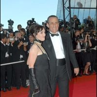 Thierry Ardisson n'est plus : Qui est la mère de ses trois enfants, Béatrice Loustalan, avec qui il était encore marié avant de rencontrer Audrey Crespo-Mara ?