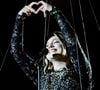 La chanteuse Louane (Louane Emera), représentante de la France au concours de l'Eurovision, interpréte pour la première fois son titre Maman, à Saint-Denis, Seine Saint-Denis, France, le 15 mars 2025. © Cyril Moreau/Bestimage