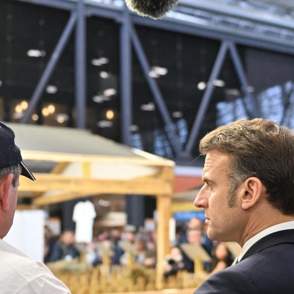 Le President de la Republique Emmanuel Macron et la ministre de l'Agriculture et de la Souveraineté alimentaire, Annie Genevard inaugurent le Salon International de l’Agriculture a Paris, le samedi 22 fevrier 2025.
© Jeanne Accorsini / Pool / Bestimage Paris, France.