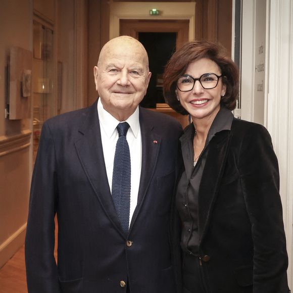 Le dîner du Cercle de la Revue des Deux Mondes a marqué l'un des derniers grands rendez-vous culturels de l’année.

Marc Ladreit de Lacharrière, Rachida Dati réunis pour le dernier dîner du Cercle de la Revue des Deux Mondes de l'année

© Jack Tribeca / Bestimage