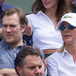 Laurence Ferrari et son mari le violoniste Renaud Capuçon dans les tribunes lors des Internationaux de France de Tennis à l'arène Roland-Garros le 02 juin 2018 à Paris, France. Photo par Nasser Berzane/ABACAPRESS.COM