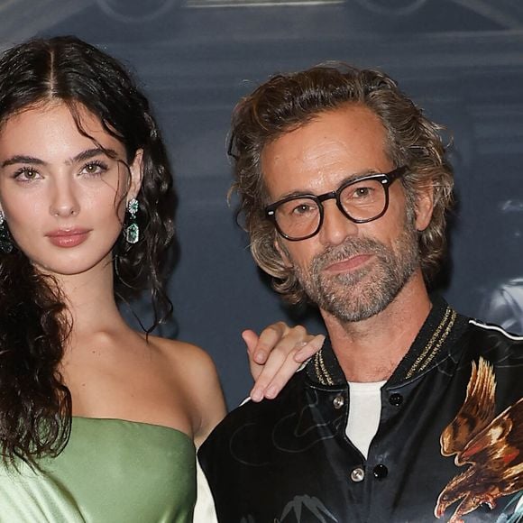 Deva Cassel et Romain Duris - Avant-première du film "Le Fantôme de l'Opéra" au cinéma Pathé Palace à Paris le 12 octobre 2026. 

© Coadic Guirec/Bestimage