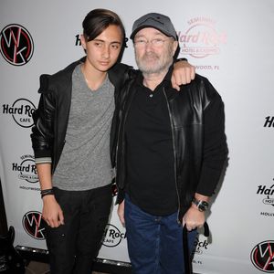 Ses enfants, comme son fils Nicholas, ont suivi les traces artistiques de Phil Collins.

Phil Collins est allé voir son fils, Nicholas Collins, et son groupe What You Know en concert à Hollywood, FL, USA, le 25 janvier 2017. Photo INSTARimages/ABACAPRESS.COM