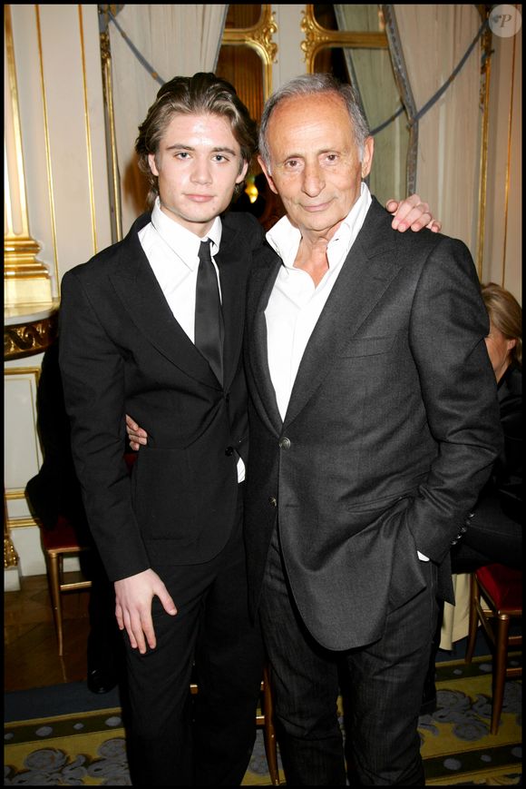 Michael Calfan et Henri Belolo- Remise de médailles au ministère de la culture en 2008.